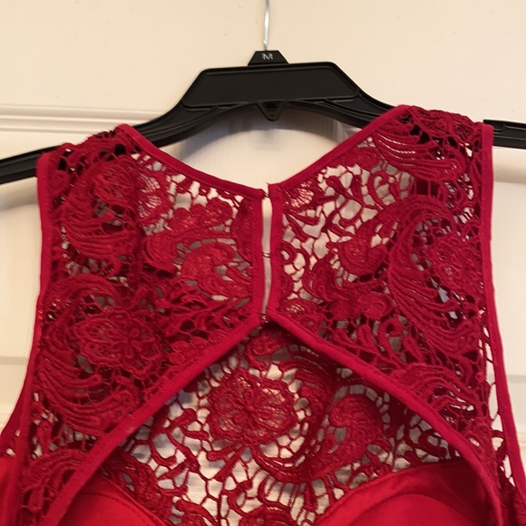 Maniju Red Cocktail Dress (medium) - Picture 3 of 6